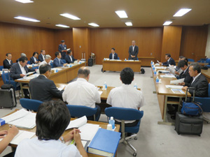 広島県議会での調査写真