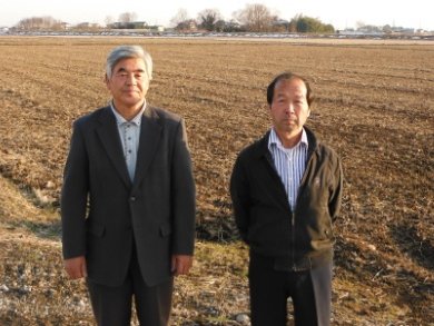 担い手農家の野村氏（左）と藤倉氏（右）の写真
