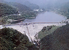 霧積ダムの写真