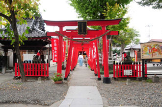 於菊稲荷神社の写真