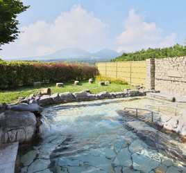 高山温泉・ふれあいプラザの露天風呂の写真