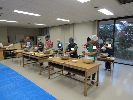 うどん打ちの写真1