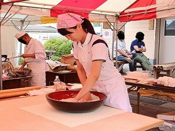 農食そば打ちのエース！ 運営のお手伝いで販売用のそば打ち！！の画像