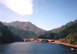 ダム上流からの眺望の写真