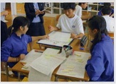 写真：学び合い