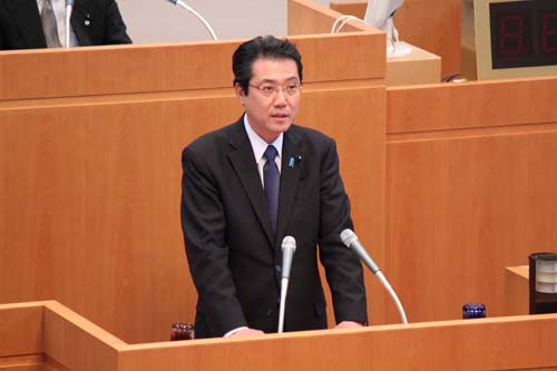 写真：井田泉委員長