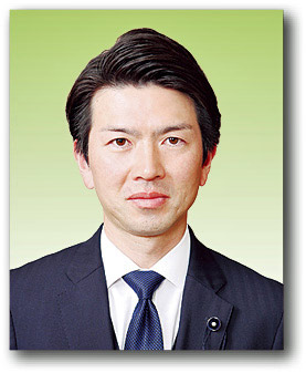 亀山　貴史議員の写真