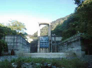 黒坂石ダムの写真