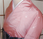 写真：桐生織　縫取着物　水玉ハート