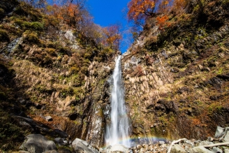 滝沢の不動滝の画像