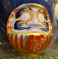金沢の金箔で高崎だるまの写真
