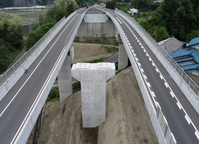 箱島IC橋P1完成写真