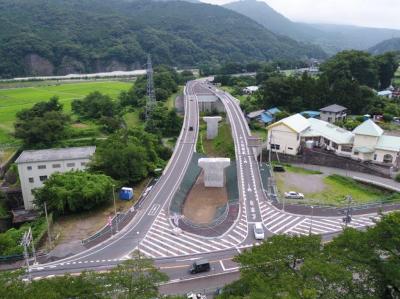 箱島IC橋P2完成写真