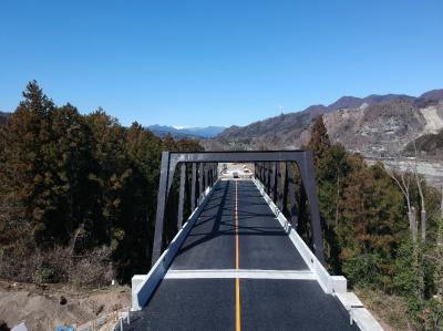 箱島跨道橋床板舗装工事完成写真