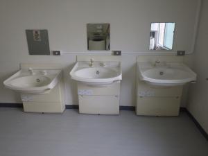 令和4年度 県立二葉特別支援学校寄宿舎棟トイレ改修機械設備工事写真