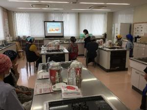 （画像）「地元農産物を使った酵素ドリンク作り（ブルーベリー編）」交流会2