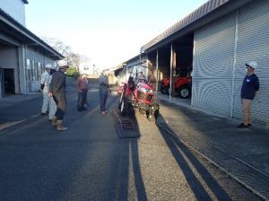 （画像）トラクターの傾斜体験