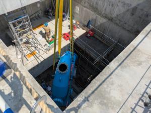 2025年4月　機器搬入