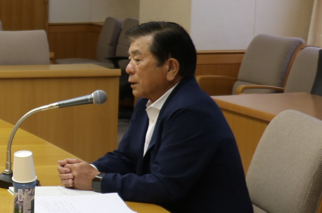 副議長のFMぐんま収録風景画像