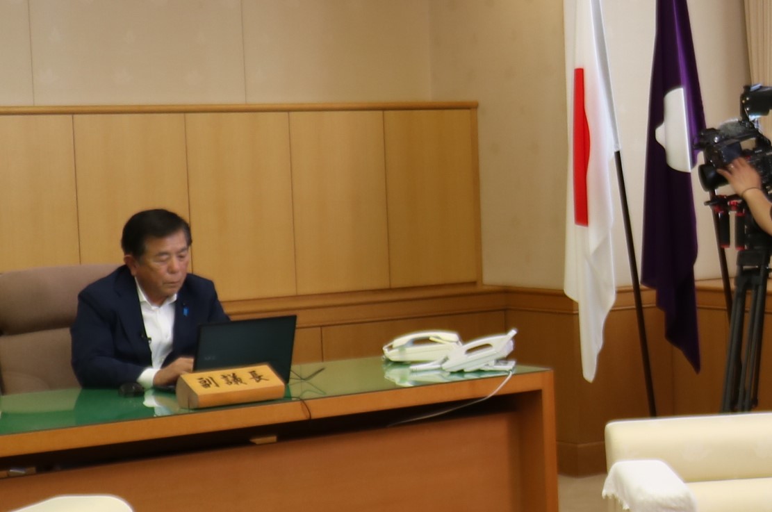 副議長の群馬テレビ撮影風景画像