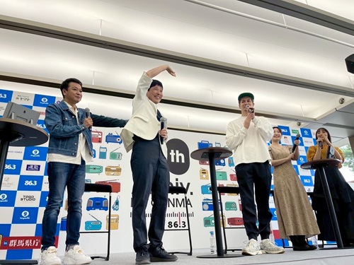 山本知事と出演者の皆さん