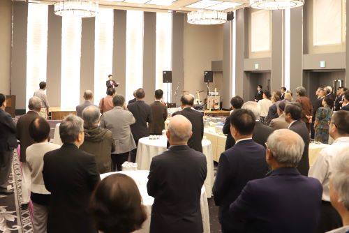 挨拶をする山本知事