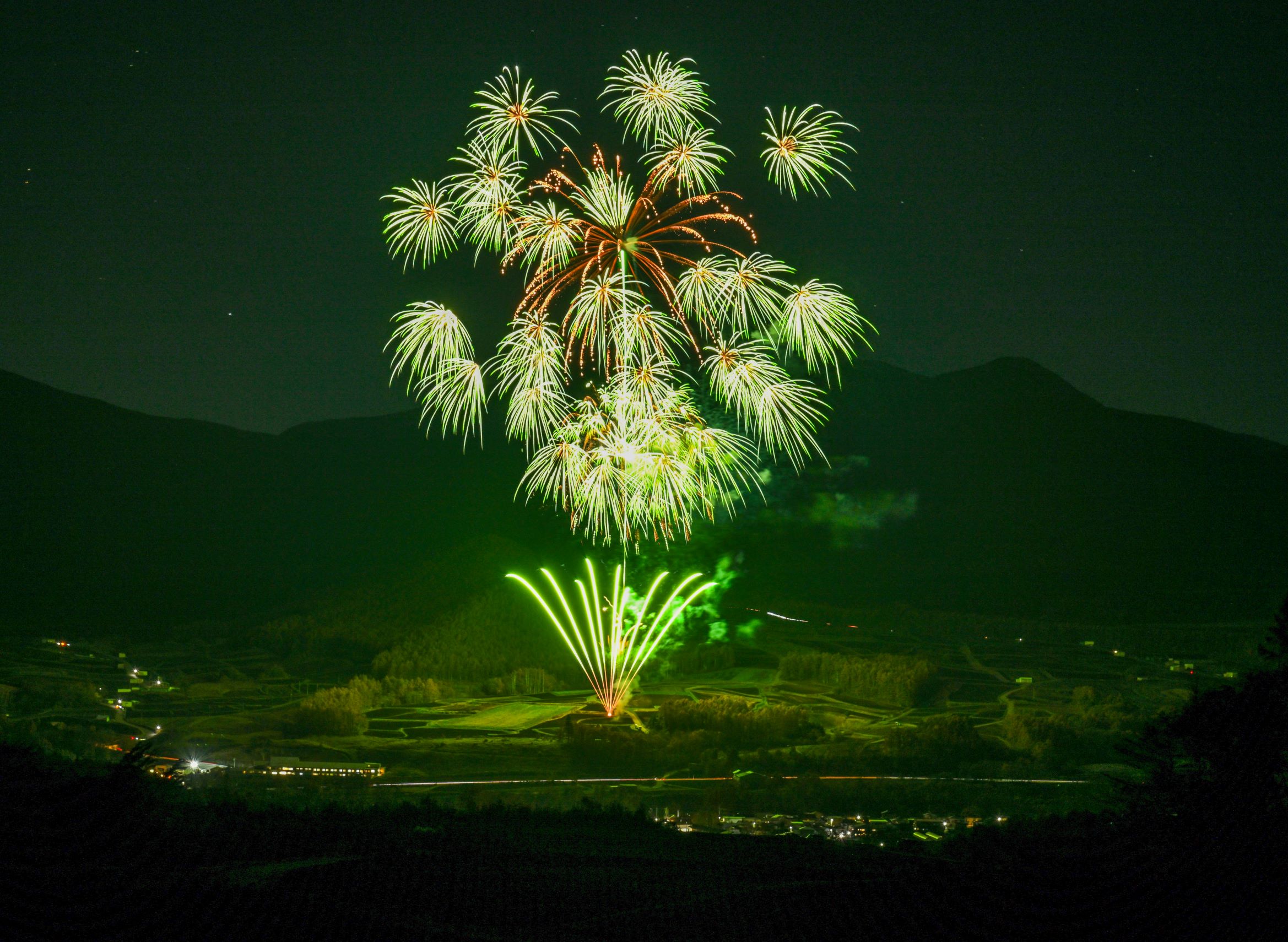 第57回(令和6年度)嬬恋村長賞 キャベツ千輪(嬬恋村・つまごい祭り)の写真