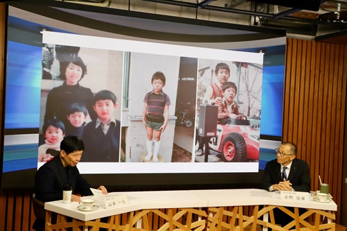 直滑降ストリーム収録風景(水野(俊)県議)