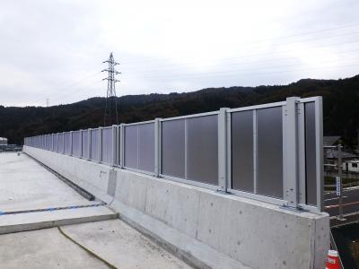 厚田IC橋投物防止柵工完成写真