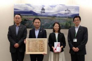 令和6年度セブンイレブンジャパン寄附金受納式の様子