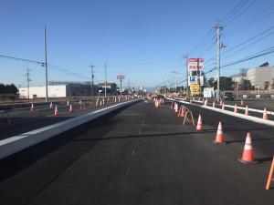 県土整備部長（分割14号 道路改良工事）北村土木写真