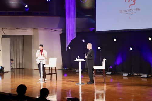 山本知事とリピット教授の対談