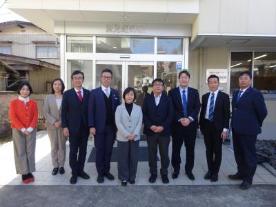 東光虹の家にて集合写真