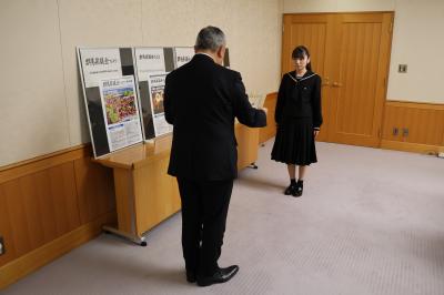 感謝状贈呈の写真