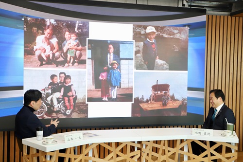 直滑降ストリーム収録風景(水野(喜)県議)