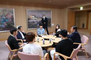 意見交換の様子画像