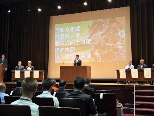 間々田スポーツ推進監挨拶の様子の写真