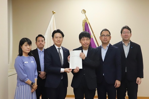 写真:山本知事と穂積市長
