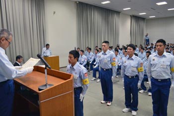 総代・副総代に感謝状授与の写真