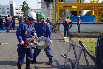 救助救命訓練の写真