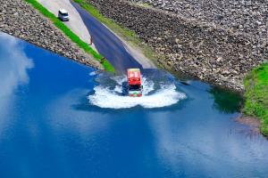 八ッ場にゃがてん号（水陸両用バス）の画像1