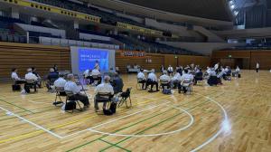 座談会全体の様子の写真